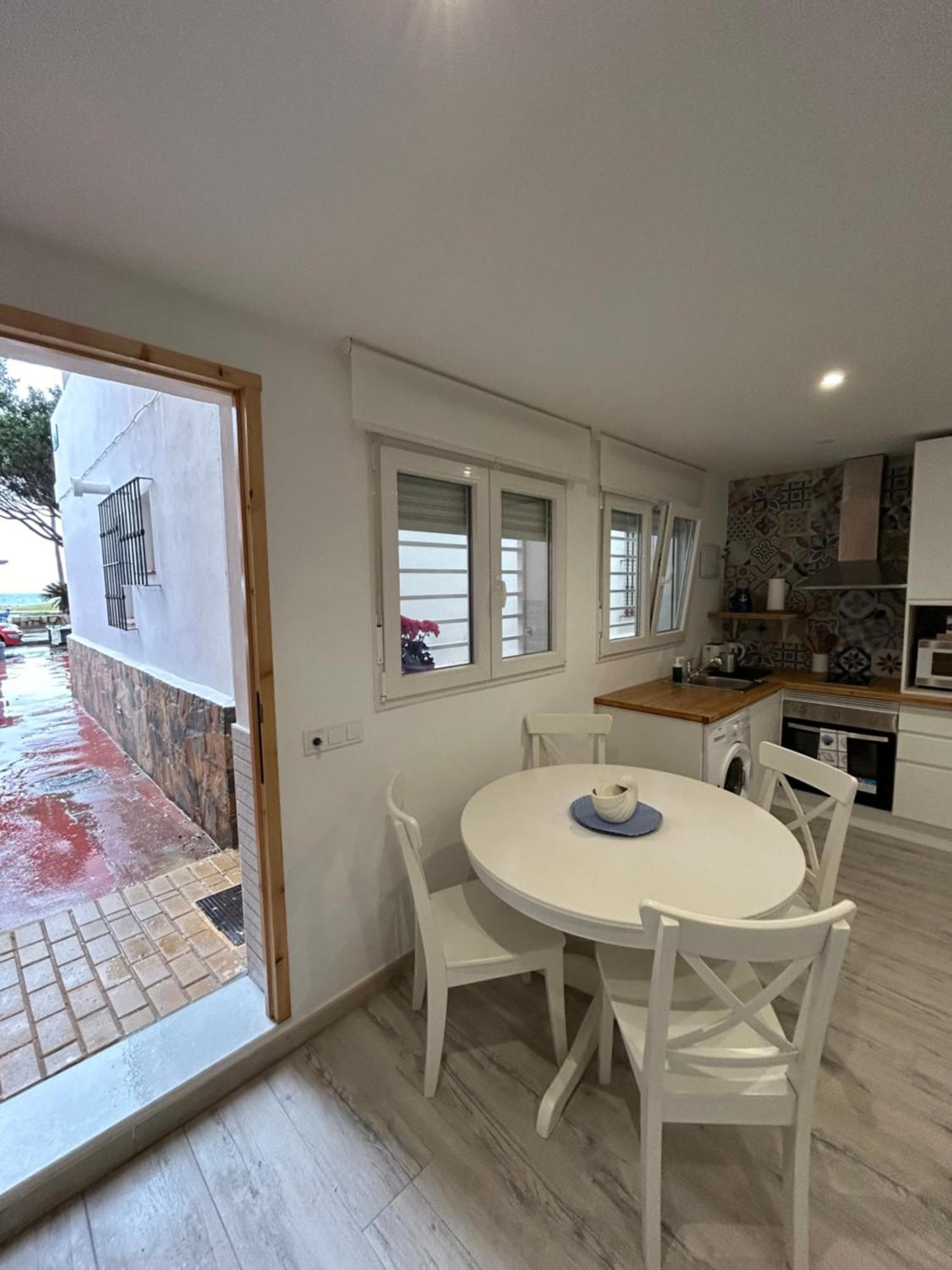 La Playa De El Palo Apartman Málaga Kültér fotó