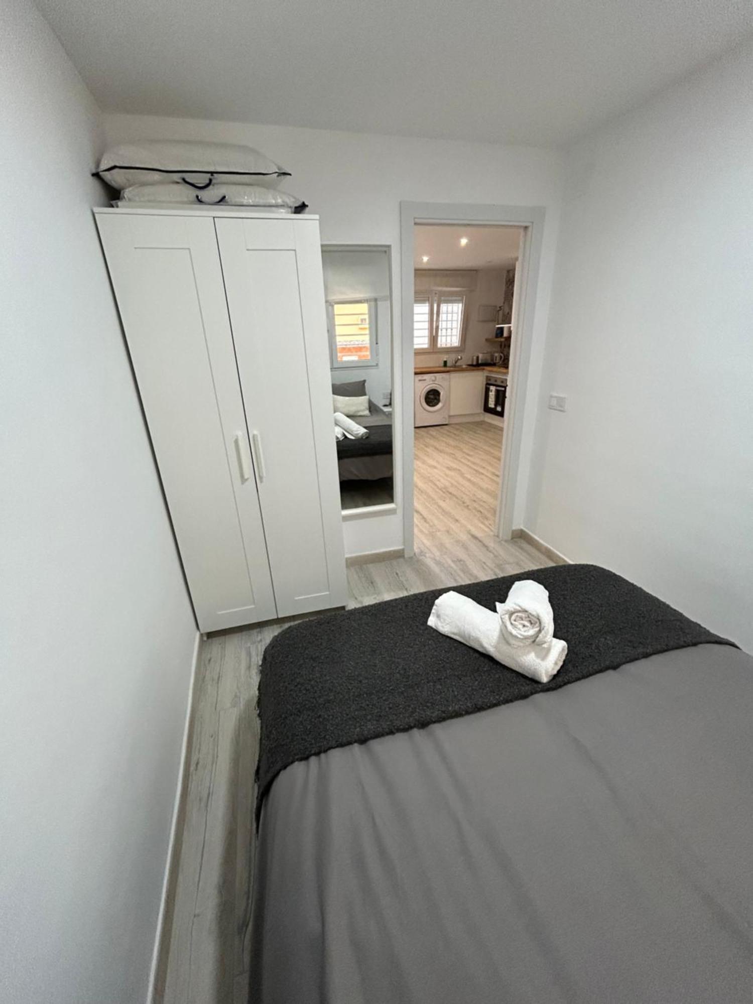 La Playa De El Palo Apartman Málaga Kültér fotó